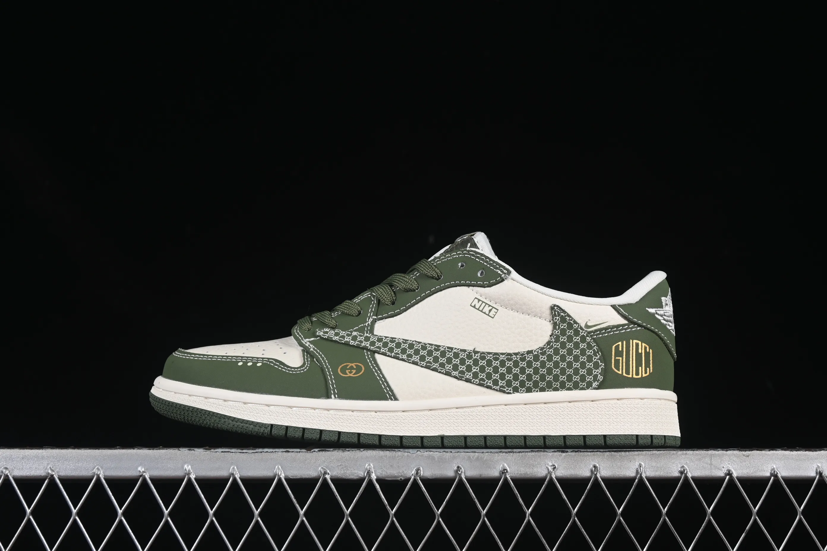 All categories Air Jordan Jordan series basketball shoes Air Jordan 1 Low High-end customized low-top sneakers Travis Scott x Fragment Design x Air Jordan 1 Low OG SP Joe 1 Gucci co-branded retro green low-top cultural casual sneakers LD2025-002